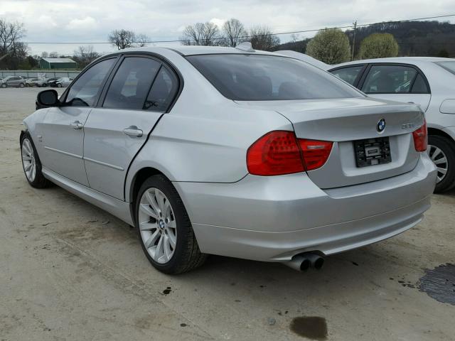 WBAPK5C55BF123335 - 2011 BMW 328 XI SUL SILVER photo 3