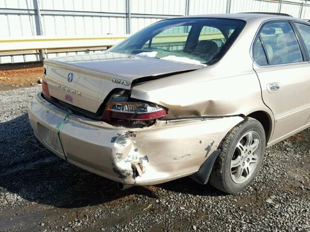 19UUA56701A004417 - 2001 ACURA 3.2TL GOLD photo 9