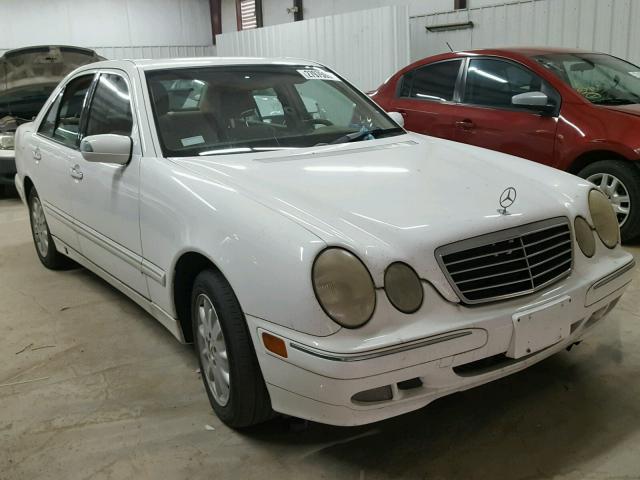 WDBJF65J11B357179 - 2001 MERCEDES-BENZ E 320 WHITE photo 1