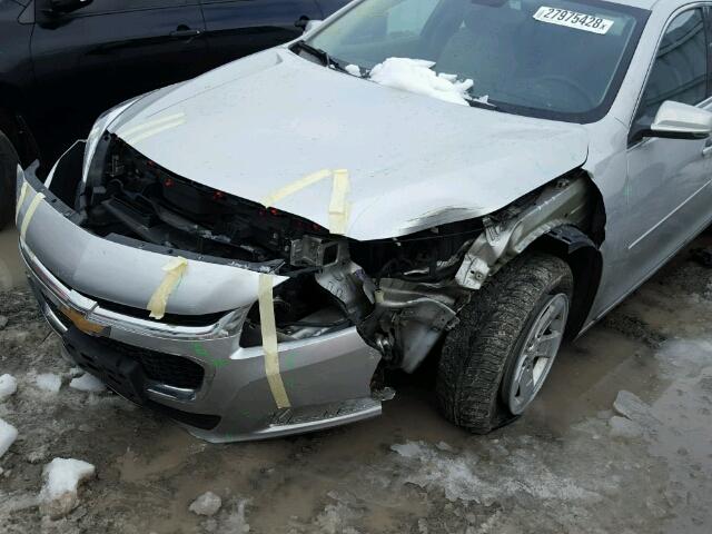 1G11B5SL9FF193282 - 2015 CHEVROLET MALIBU LS ვერცხლისფერი ფოტო 9