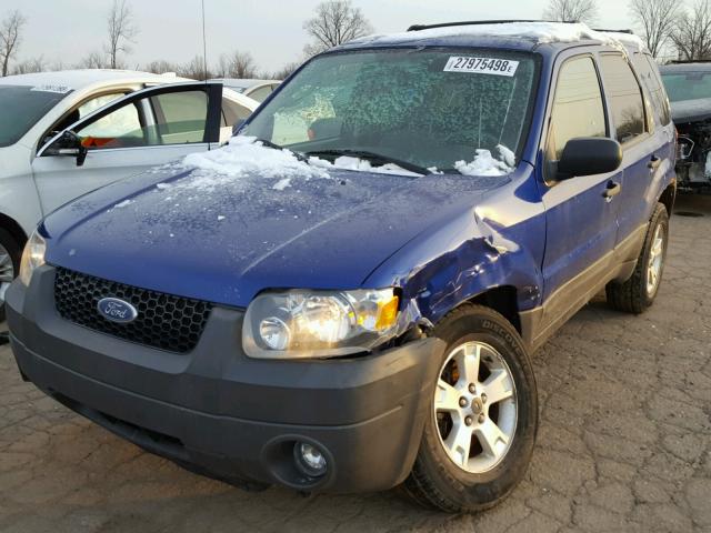 1FMYU93166KC62677 - 2006 FORD ESCAPE XLT BLUE photo 2