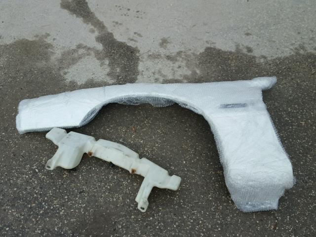 2G1FP22G422157701 - 2002 CHEVROLET CAMARO Z28 WHITE photo 9