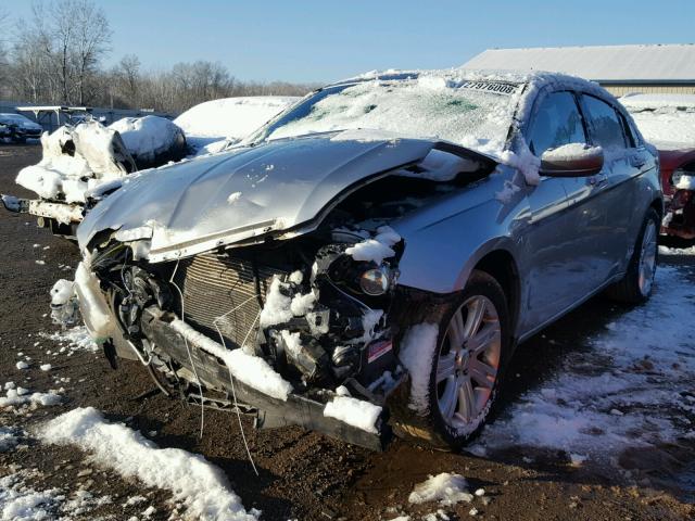 1C3CCBAB7DN698149 - 2013 CHRYSLER 200 LX SILVER photo 2