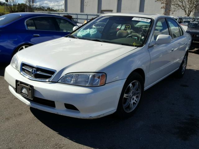 19UUA566XYA059183 - 2000 ACURA 3.2TL WHITE photo 2