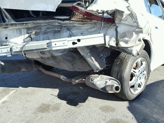 19UUA566XYA059183 - 2000 ACURA 3.2TL WHITE photo 9