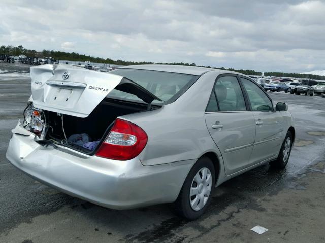 4T1BE32K84U796159 - 2004 TOYOTA CAMRY LE SILVER photo 4