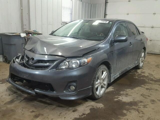 2T1BU4EE8DC111268 - 2013 TOYOTA COROLLA BA GRAY photo 2