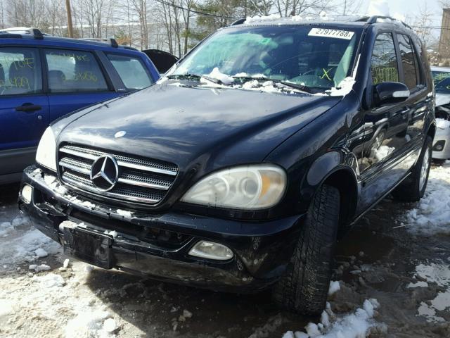 4JGAB75E92A347217 - 2002 MERCEDES-BENZ ML 500 BLACK photo 2