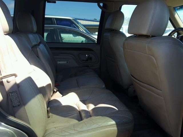 1GYEK13R9YR141800 - 2000 CADILLAC ESCALADE BROWN photo 6