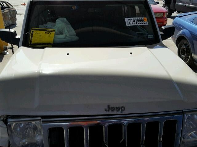 1J8HH48K49C503978 - 2009 JEEP COMMANDER WHITE photo 7