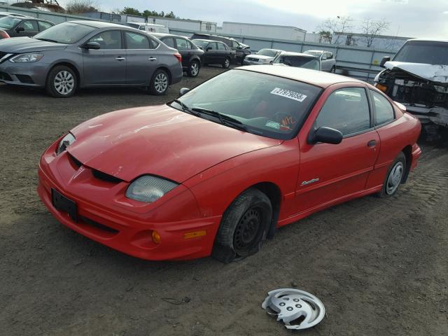 1G2JB124527391939 - 2002 PONTIAC SUNFIRE SE RED photo 2