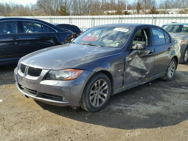 WBAVC93527KX60645 - 2007 BMW 328 XI GRAY photo 2