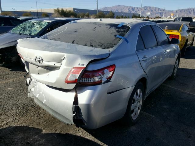 4T1BF3EK3BU215169 - 2011 TOYOTA CAMRY BASE SILVER photo 4