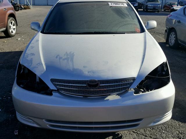 4T1BE32K03U241852 - 2003 TOYOTA CAMRY LE GRAY photo 9