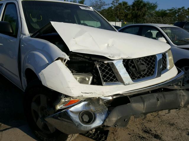 1N6AD07U37C462009 - 2007 NISSAN FRONTIER C WHITE photo 9