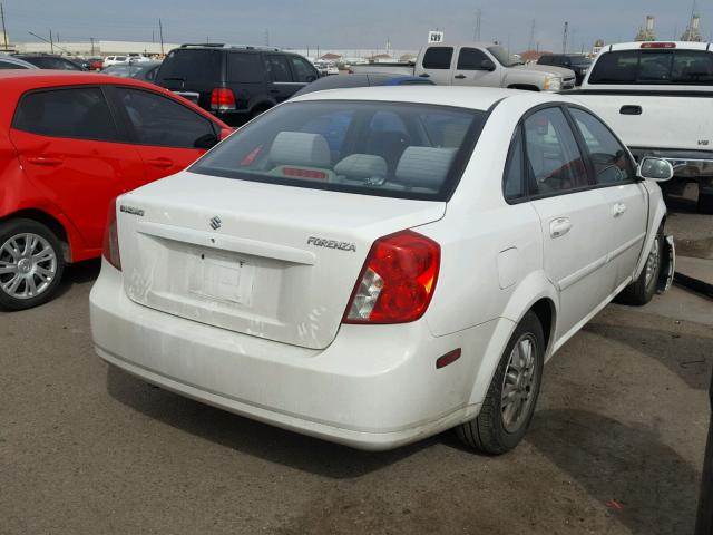 KL5JD56ZX6K479123 - 2006 SUZUKI FORENZA WHITE photo 4