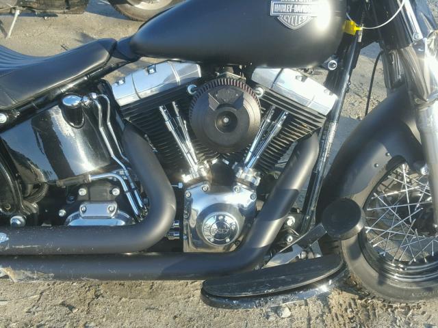 1HD1JRV21CB035055 - 2012 HARLEY-DAVIDSON FLS SOFTAI 黑色 照片 7