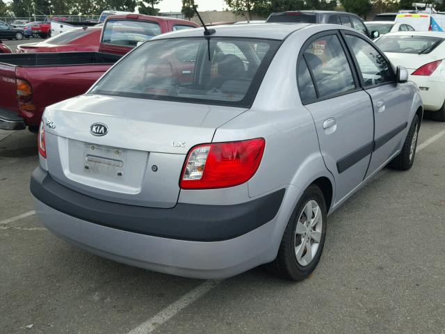 KNADE223296549065 - 2009 KIA RIO BASE SILVER photo 4