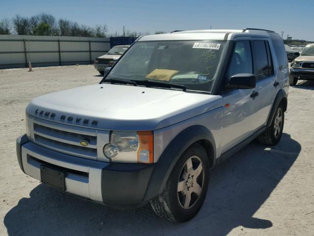 SALAD24416A402073 - 2006 LAND ROVER LR3 SE GRAY photo 2