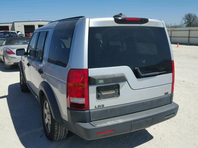 SALAD24416A402073 - 2006 LAND ROVER LR3 SE GRAY photo 3