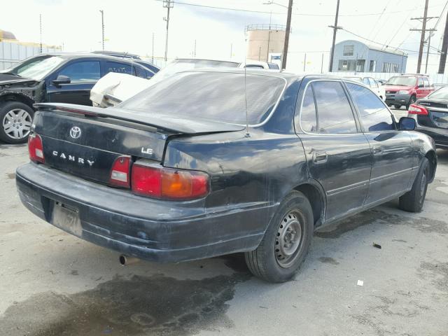 JT2BG12K4T0375279 - 1996 TOYOTA CAMRY DX BLACK photo 4