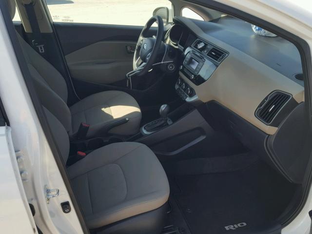 KNADM5A38G6638920 - 2016 KIA RIO LX Սպիտակ լուսանկար 5