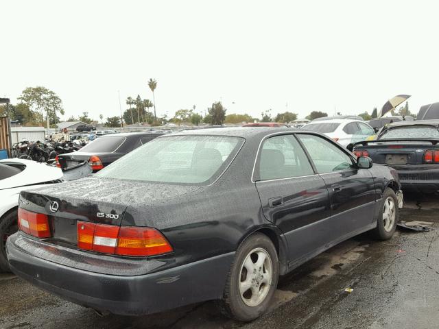 JT8BF22G6V0039694 - 1997 LEXUS ES 300 BLACK photo 4