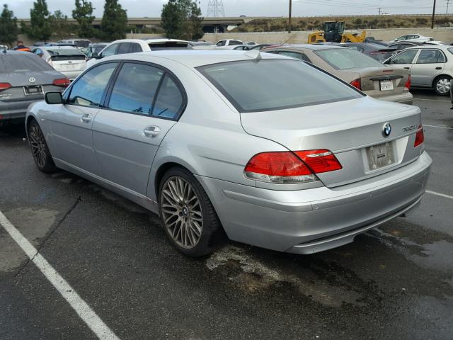 WBAHN83537DT65346 - 2007 BMW 750 SILVER photo 3