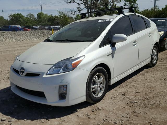 JTDKN3DU4B1433570 - 2011 TOYOTA PRIUS WHITE photo 2