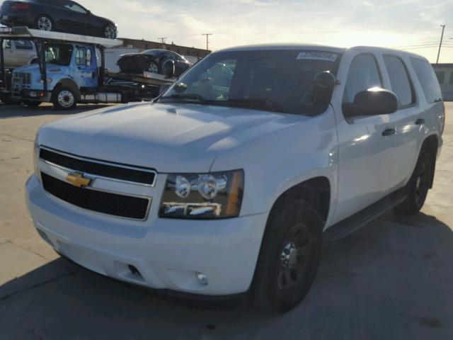 1GNLC2E00DR135366 - 2013 CHEVROLET TAHOE POLI WHITE photo 2