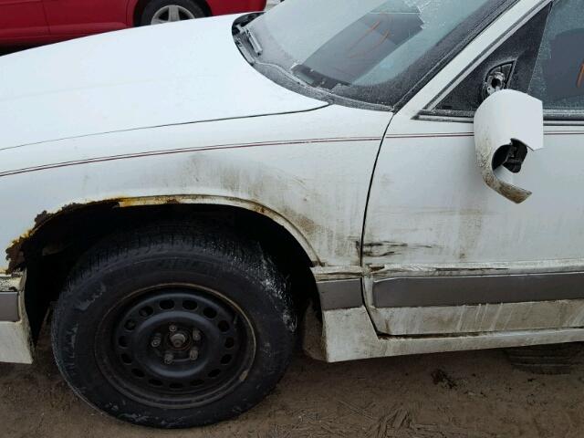 2G4WD55L6R1400527 - 1994 BUICK REGAL LIMI WHITE photo 9