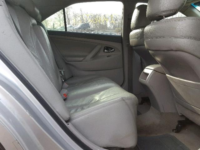 4T1BF3EK3BU699358 - 2011 TOYOTA CAMRY BASE SILVER photo 6