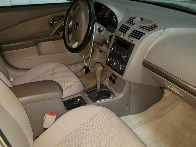 1G1ZS51F06F250323 - 2006 CHEVROLET MALIBU LS ვერცხლისფერი ფოტო 5