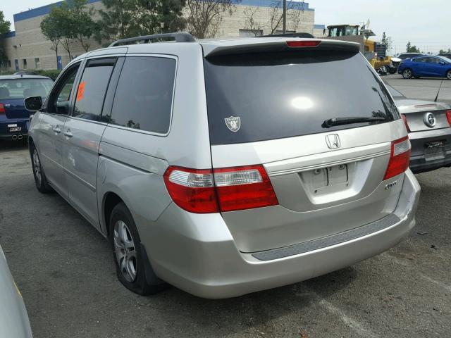 5FNRL38795B113147 - 2005 HONDA ODYSSEY EX SILVER photo 3