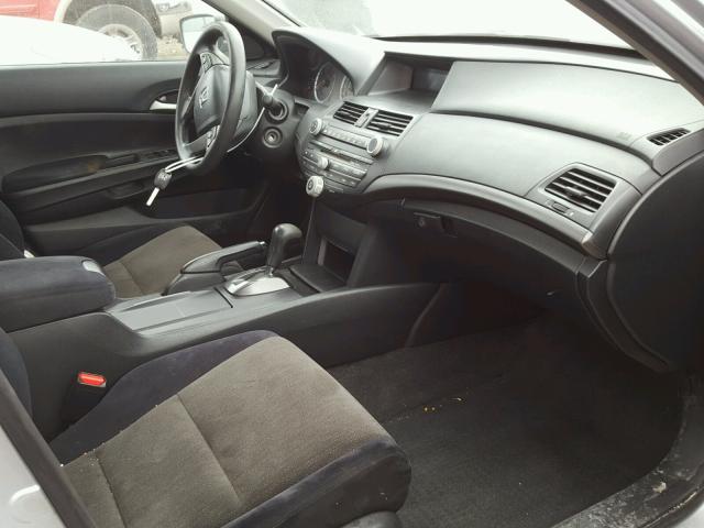 1HGCP26348A159519 - 2008 HONDA ACCORD LX SILVER photo 5