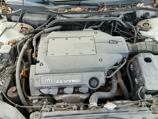 19UYA42432A001049 - 2002 ACURA 3.2CL WHITE photo 7