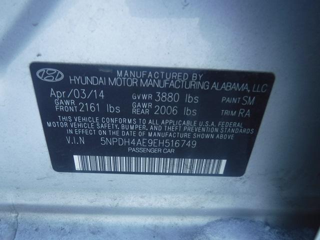 5NPDH4AE9EH516749 - 2014 HYUNDAI ELANTRA SE SILVER photo 10