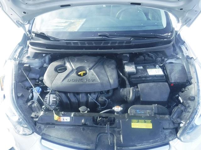 5NPDH4AE9EH516749 - 2014 HYUNDAI ELANTRA SE SILVER photo 7