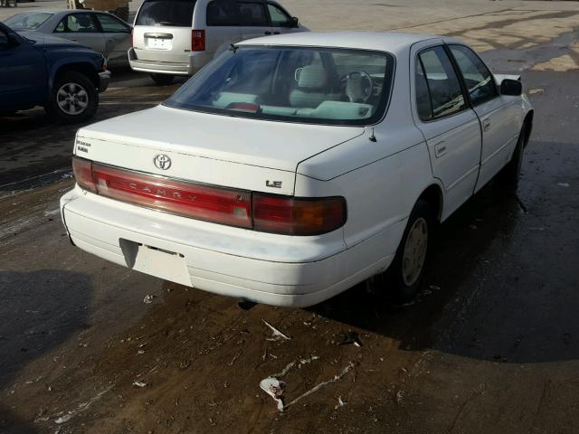 4T1SK12E7NU080765 - 1992 TOYOTA CAMRY LE WHITE photo 4