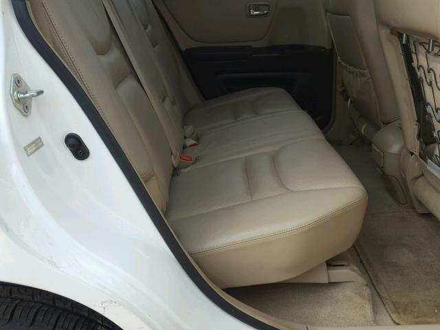 JTEHF21A120092934 - 2002 TOYOTA HIGHLANDER WHITE photo 6