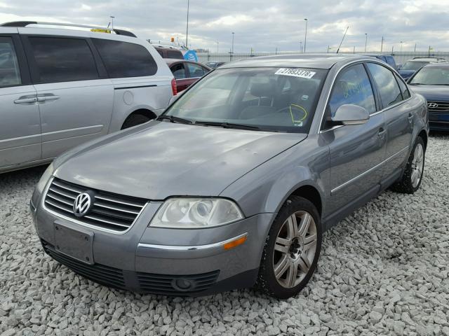 WVWRU63B75E006397 - 2005 VOLKSWAGEN PASSAT GLX 灰色 照片 2