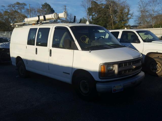 1GCFG25W311154972 - 2001 CHEVROLET EXPRESS G2 WHITE photo 1