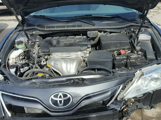 4T4BF3EK5BR204390 - 2011 TOYOTA CAMRY BASE GRAY photo 7