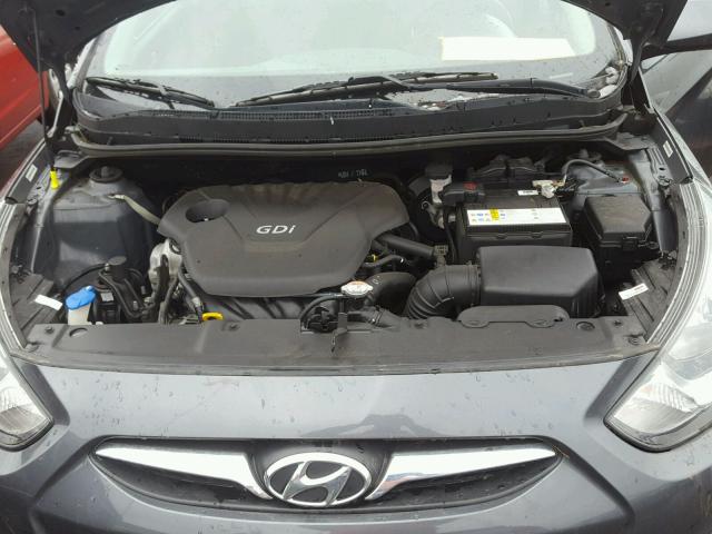 KMHCT5AE2DU078480 - 2013 HYUNDAI ACCENT GLS GRAY photo 7