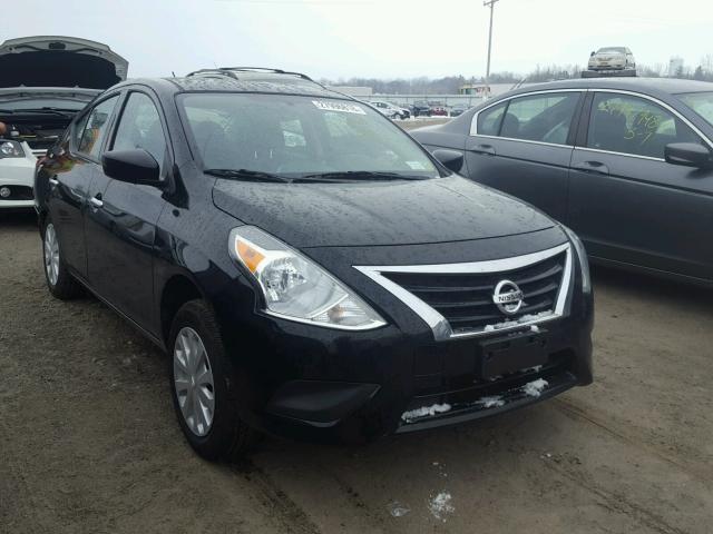 3N1CN7AP0JL842508 - 2018 NISSAN VERSA S BLACK photo 1