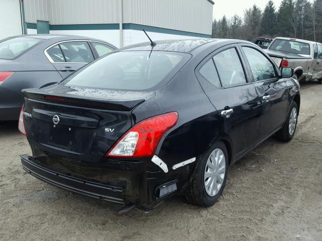 3N1CN7AP0JL842508 - 2018 NISSAN VERSA S BLACK photo 4