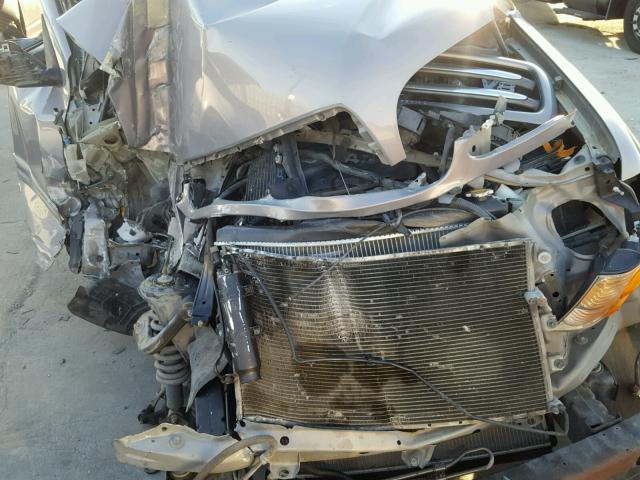 5TDZT38A22S131332 - 2002 TOYOTA SEQUOIA LI SILVER photo 7