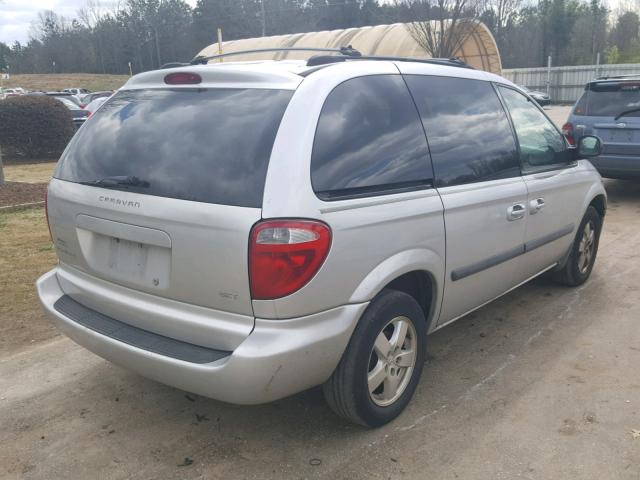 1D4GP45RX5B133789 - 2005 DODGE CARAVAN SX SILVER photo 4