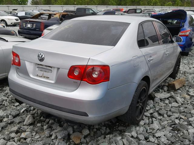 3VWPG71K96M759820 - 2006 VOLKSWAGEN JETTA VALU SILVER photo 4