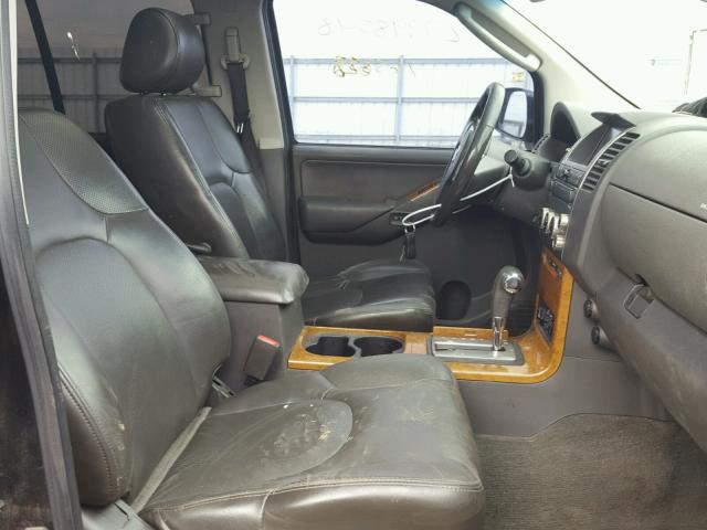 5N1AR18W46C639672 - 2006 NISSAN PATHFINDER BLACK photo 5